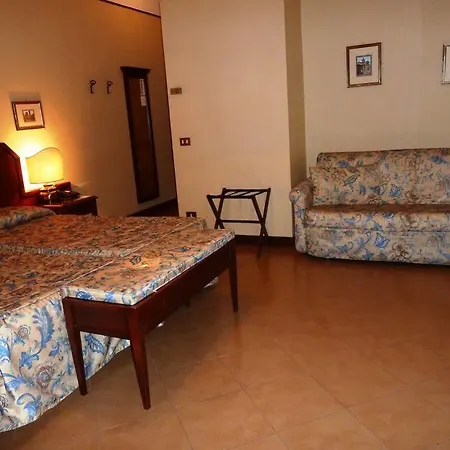 Reggio 3* Reggio Emilia