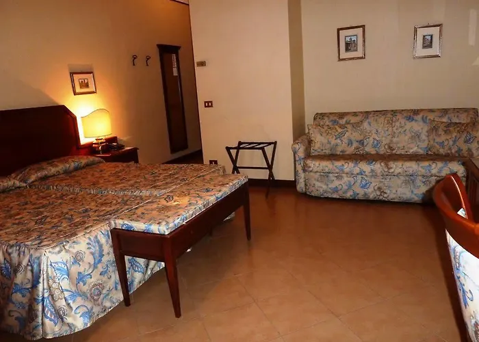 Reggio 3* Reggio Emilia