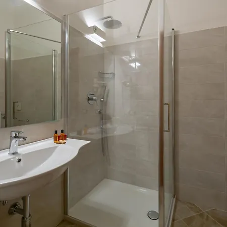 Hotel Reggio 3*