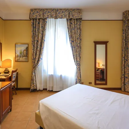 Reggio Hotel 3*