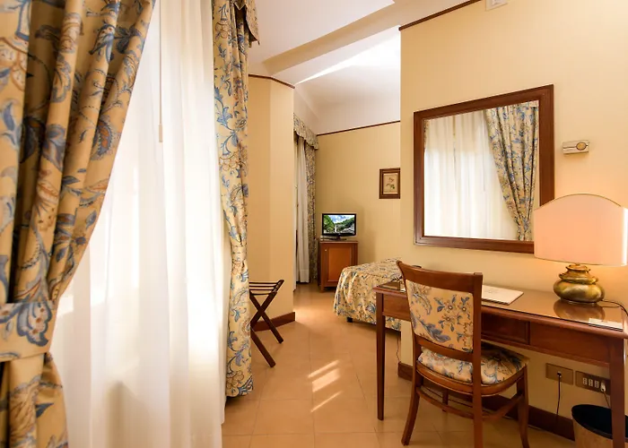 Reggio 3* Reggio nell'Emilia